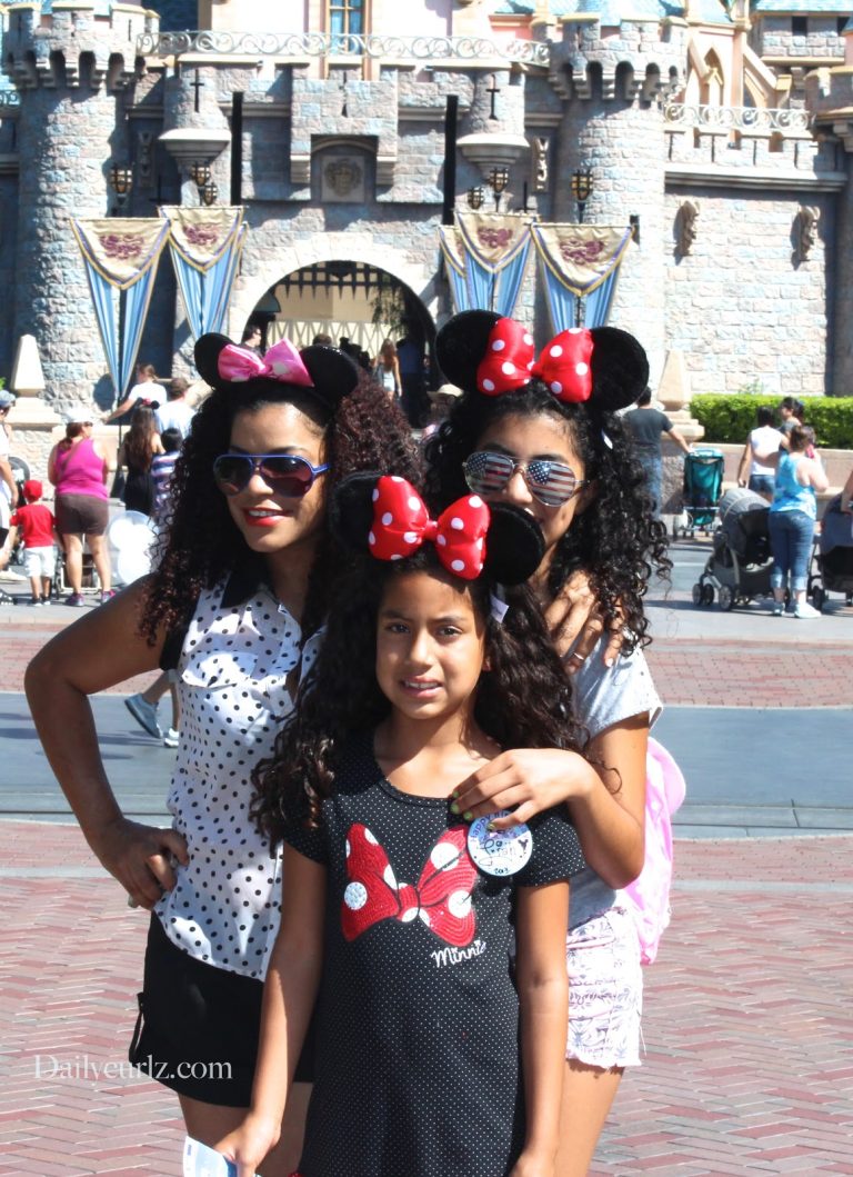 Magical Moments at DisneyLand California/ Momentos Magicos solo en Disneyland