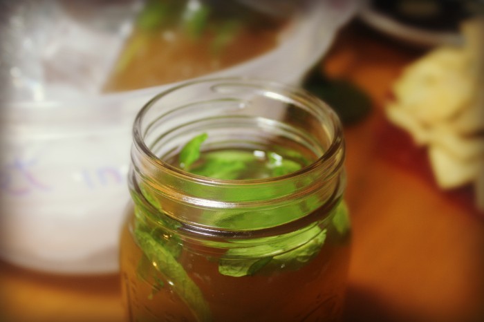 Green_tea_mint_lemon_drink