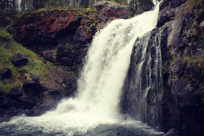 waterfall_yellow_stone