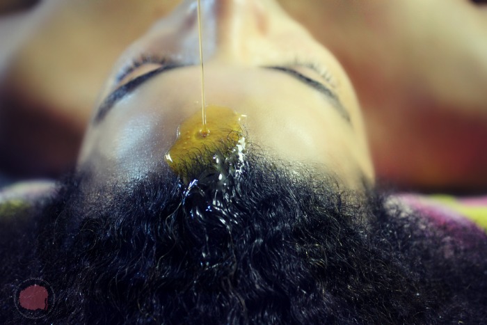 10 reasons to love hot oil treatments | 10 razones para usar aceites calientes