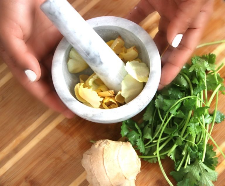 Tónico casero de cilantro y jengibre para crecer el cabello