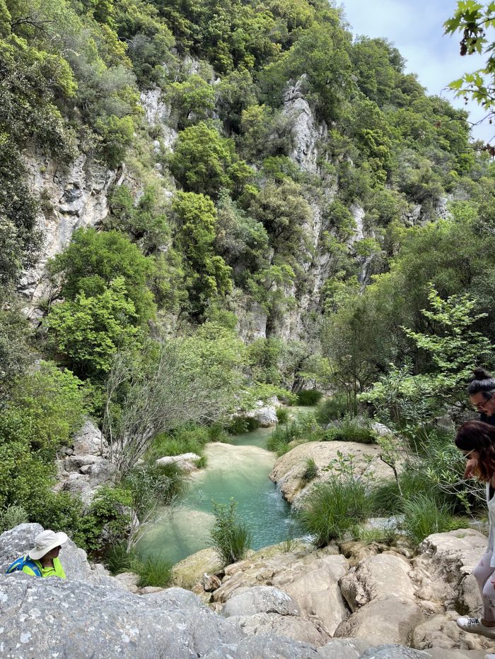 caminatas a las cascadas delpolilimnio grecia